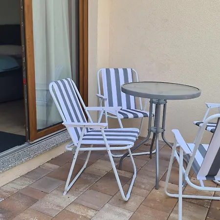 Apartment Brne Family House Postojna