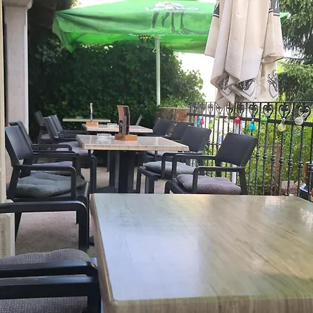 Apartment Brne Family House Postojna