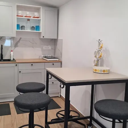 Brne Family House Apartment *