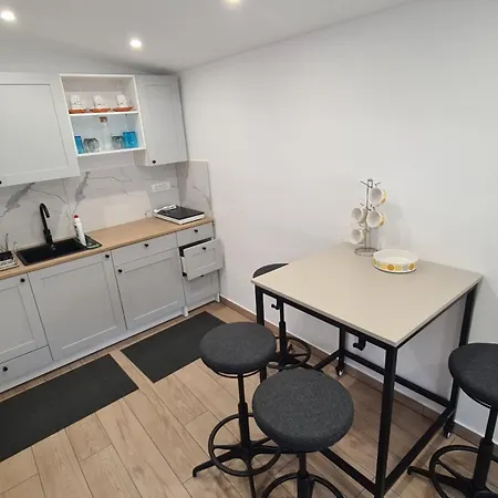 Brne Family House Apartma *