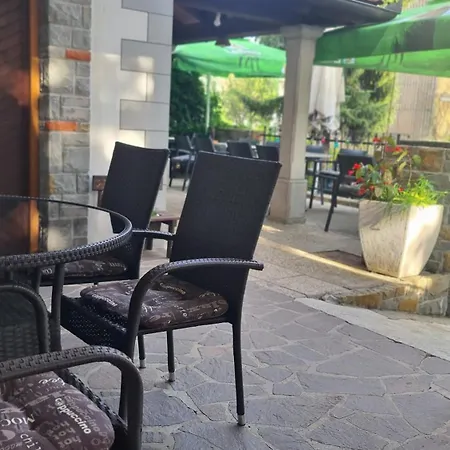 Daire Brne Family House Postojna