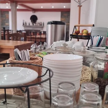 Brne Family House شقة