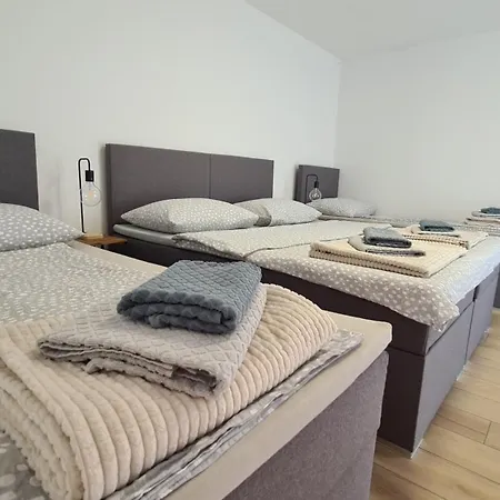 Brne Family House Apartment