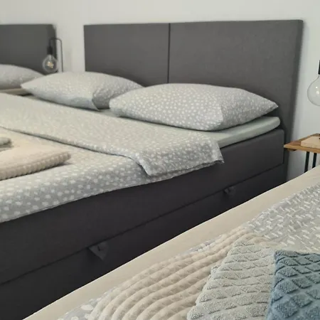 Brne Family House Apartma *