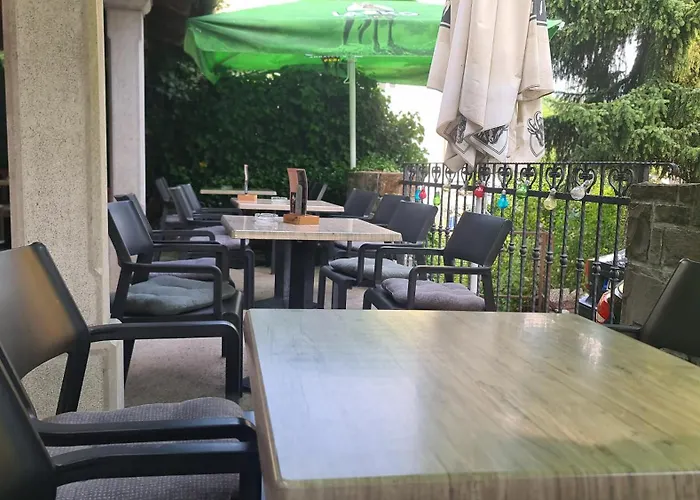 Brne Family House * 波斯托伊纳