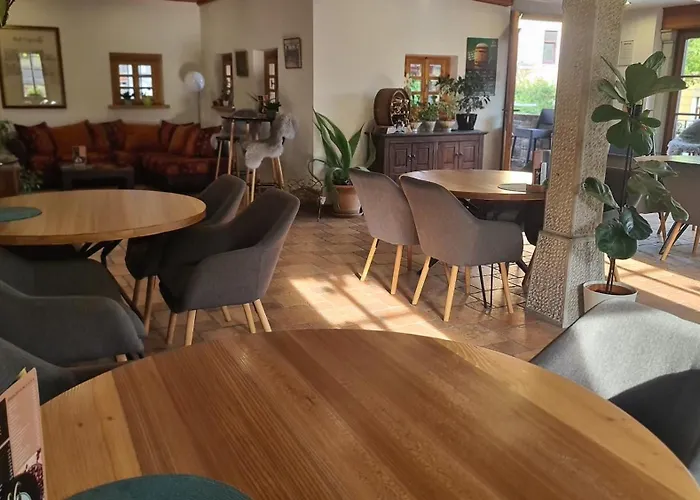 Brne Family House 波斯托伊纳