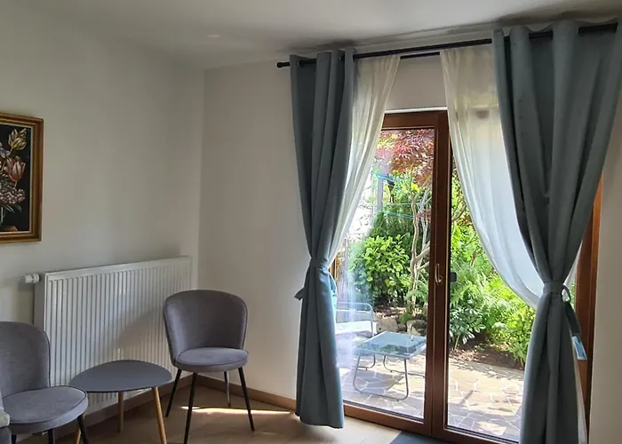 Brne Family House 波斯托伊纳